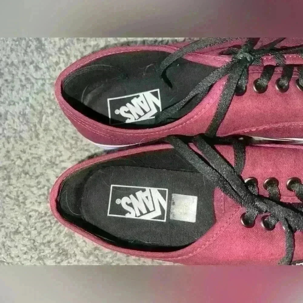 Maroon Lace Up Vans - Picture 4 of 11